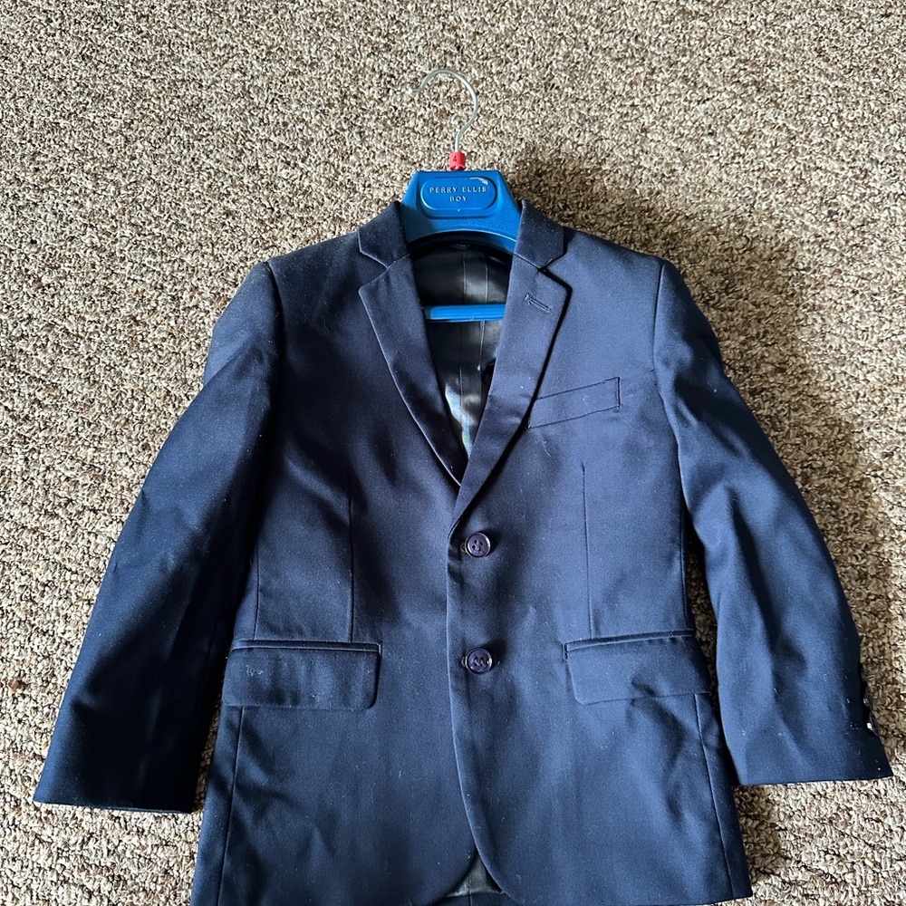 Perry Ellis boys indigo blue suit w/ white button down shirt 5 piece set 4T